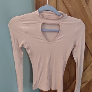 🌼 Cut out turtle neck